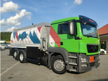 Tanker truck MAN TGA 26.400