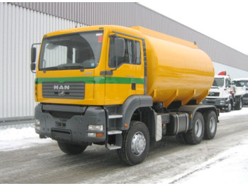 Tanker truck MAN TGA 26.430