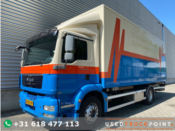 Container transporter/ Swap body truck MAN TGM 18.250