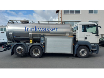 Tanker truck MAN TGS 26.420