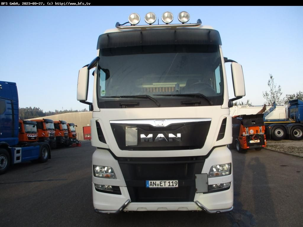 Container transporter/ Swap body truck MAN TGX 26.480 6x2-2 LL Aufnahmehöhe 1020-1320 mm: picture 4