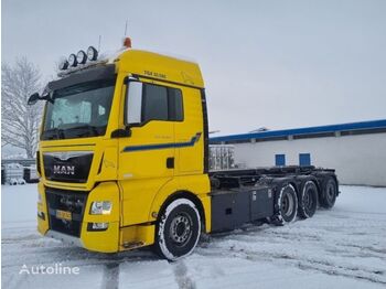 Cab chassis truck MAN TGX 35.560: picture 1