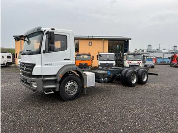 Cab chassis truck Mercedes-Benz 2633 6X4 mit 4,50 m Radstand TOP Zustand: picture 1