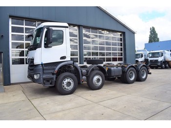 New Cab chassis truck Mercedes-Benz AROCS 4140: picture 1