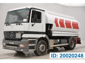 Tanker truck for transportation of fuel Mercedes-Benz Actros 1840: picture 1