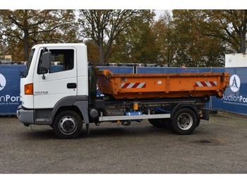 Box truck Nissan Atleon 80.14: picture 1