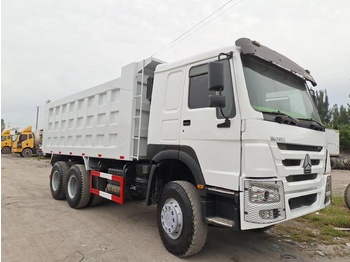 Tipper for transportation of bulk materials SINOTRUK HOWO Dump truck 371 6x4: picture 1