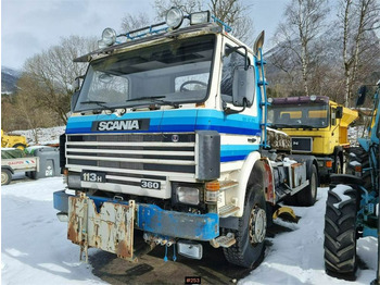 Cab chassis truck Scania 113/360 4x4 345.000 km.: picture 1