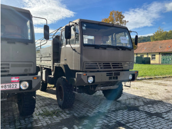 Dropside/ Flatbed truck Steyr 12M18: picture 1