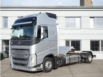 Curtain side truck VOLVO FH13