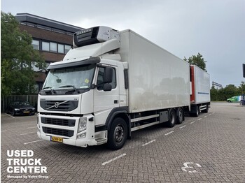 Refrigerator truck Volvo FM 330 6X2 Combi + Pacton AXZ220 (first reg. 3-5-2001): picture 1