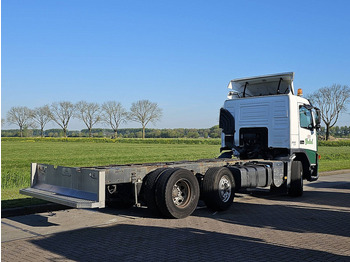 Cab chassis truck Volvo FM 9.300 6x2: picture 3
