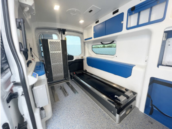 Ford Transit 2.2 TDCI 4x2 Transit 2.2 TDCI 4x2, Krankentransporter - Ambulance: picture 3