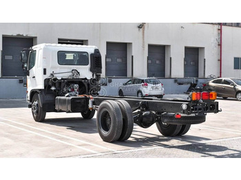 Hino GD - Cab chassis truck: picture 4