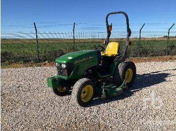JOHN DEERE 2520 4WD - Compact tractor: picture 1