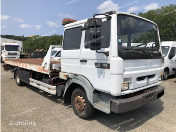 Renault S135 - Autotransporter truck: picture 1