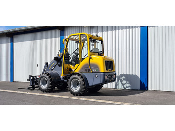 Eurotrac W12 Radlader Hoflader - Compact loader: picture 2
