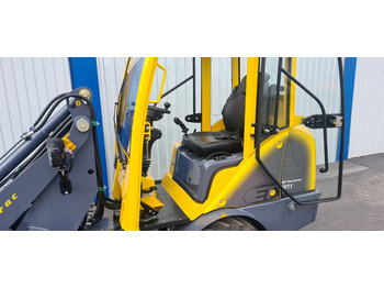 Eurotrac W11 Radlader Hoflader - Compact loader: picture 4