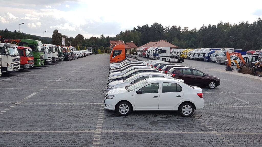 DUETDUDA - vehicles for sale undefined: picture 12