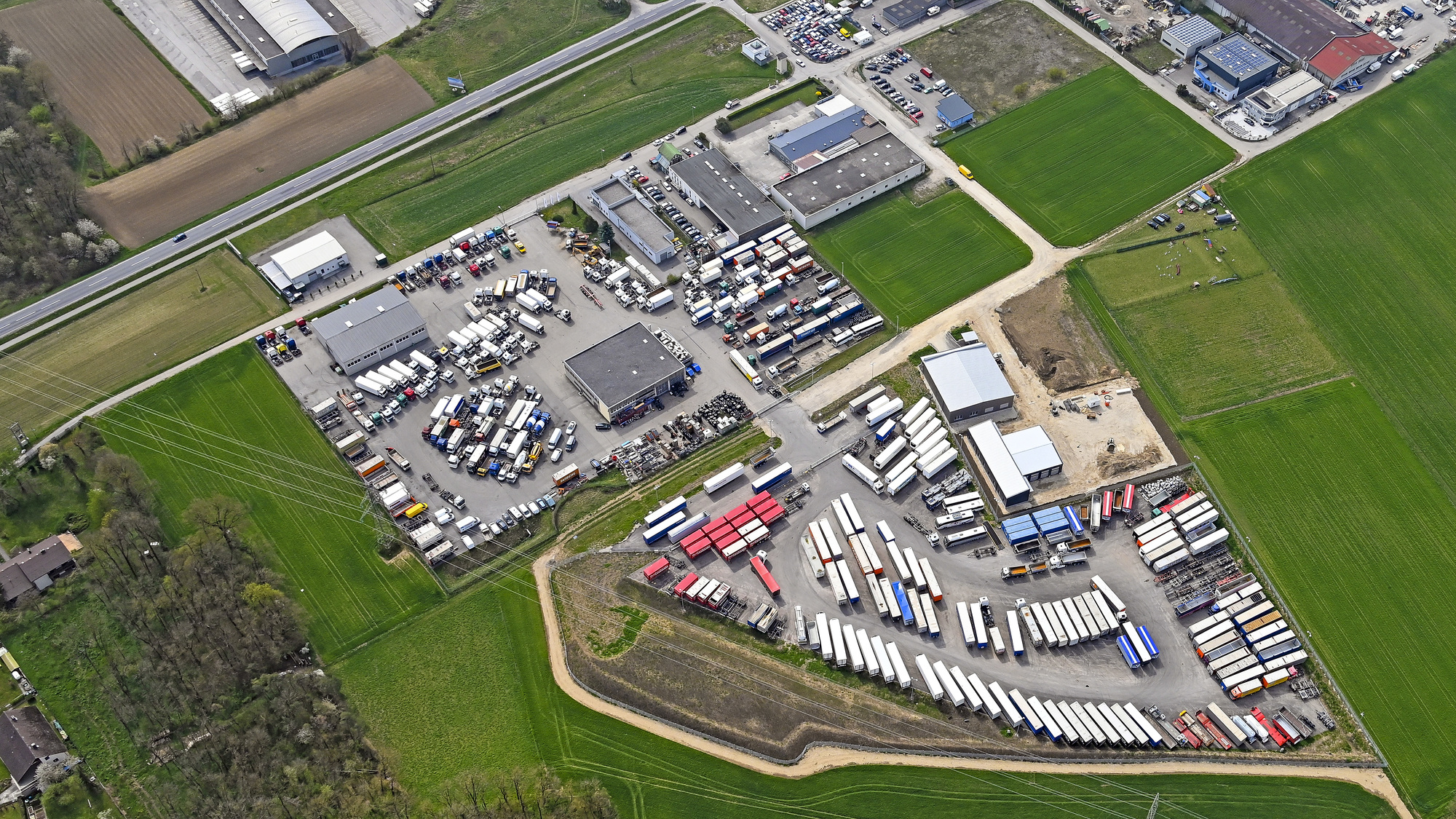 MG Handel GmbH - Commercial vehicles FORD - 4x4 undefined: picture 1