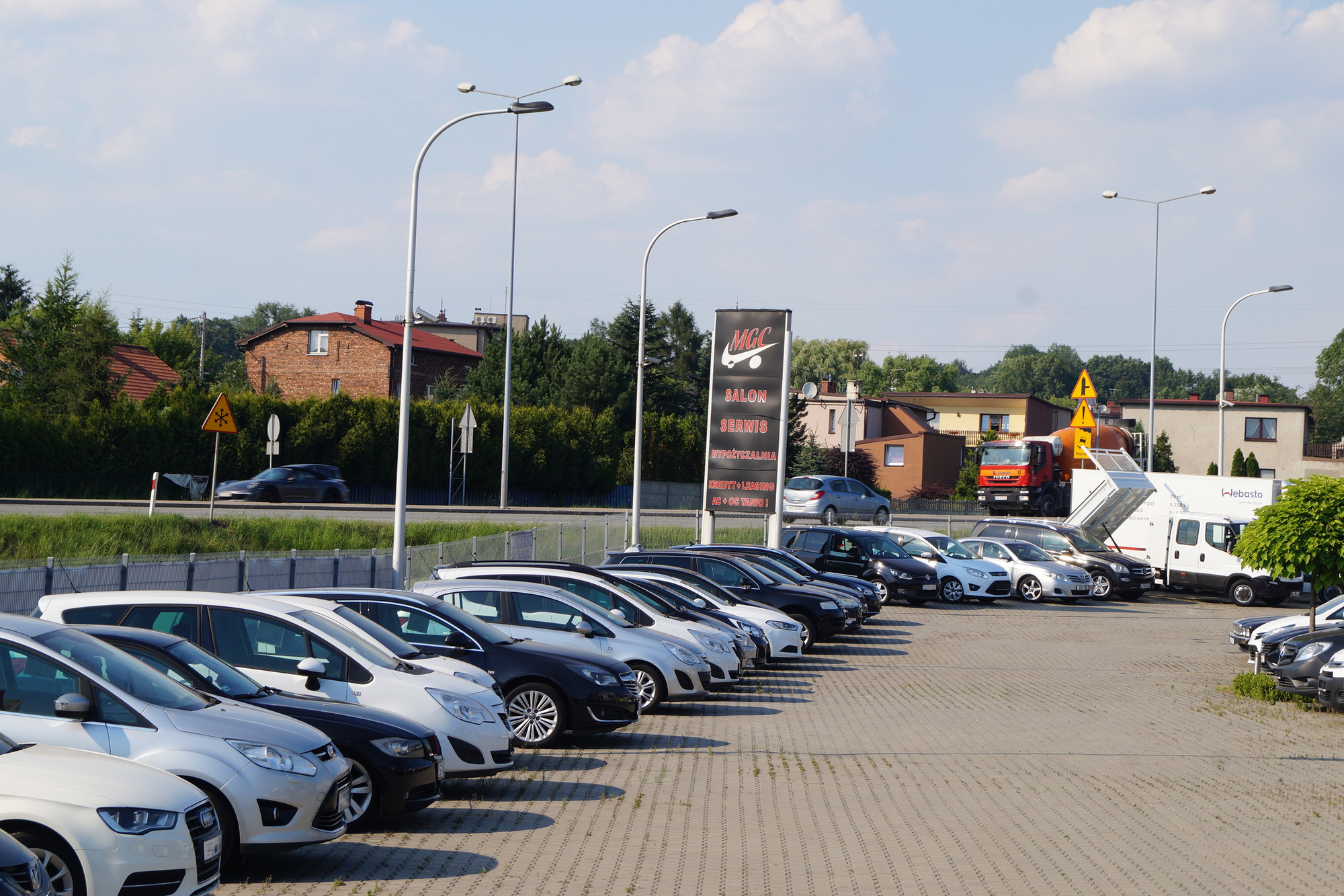 MGC CENTRUM SAMOCHODOW DOSTAWCZYCH - vehicles for sale undefined: picture 5