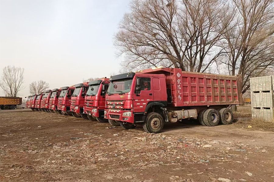WING LUNG MACHINERY LIMITED - vehicles for sale undefined: picture 1