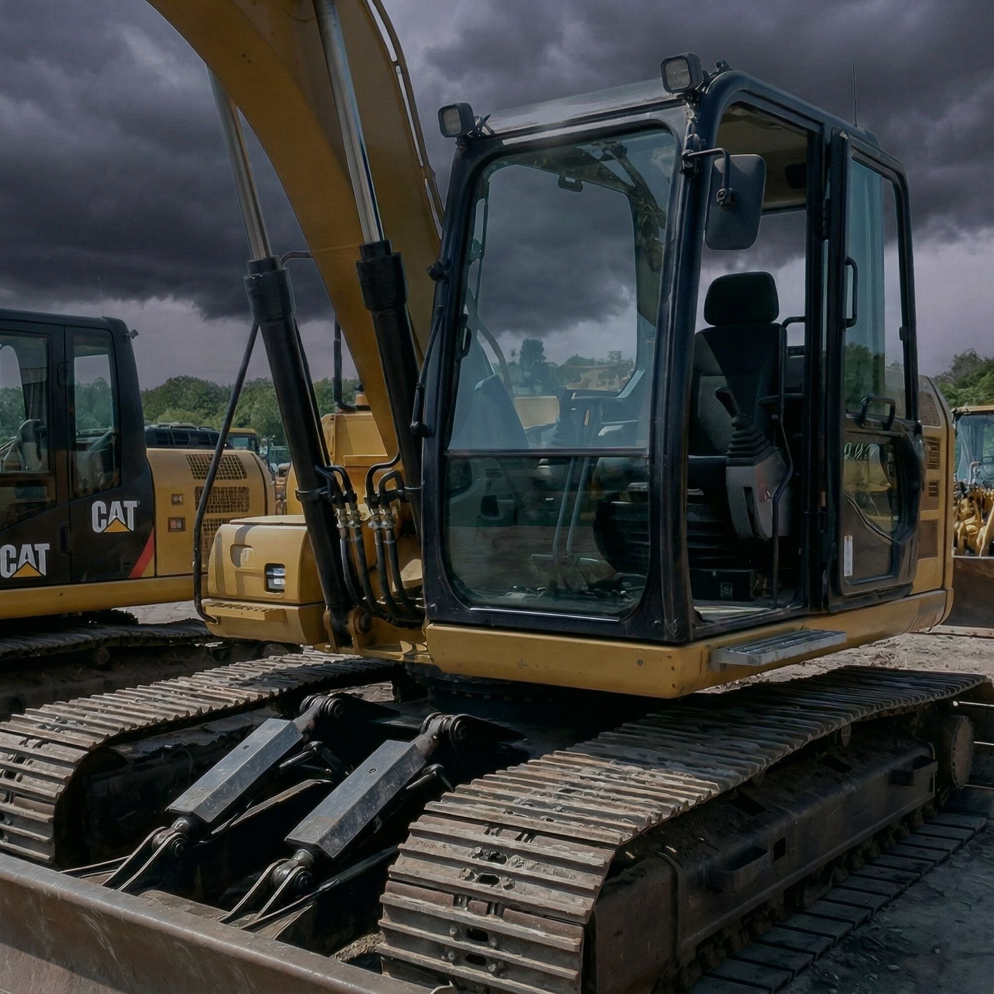 M.L TRACTOREN EN MACHINES undefined: picture 6