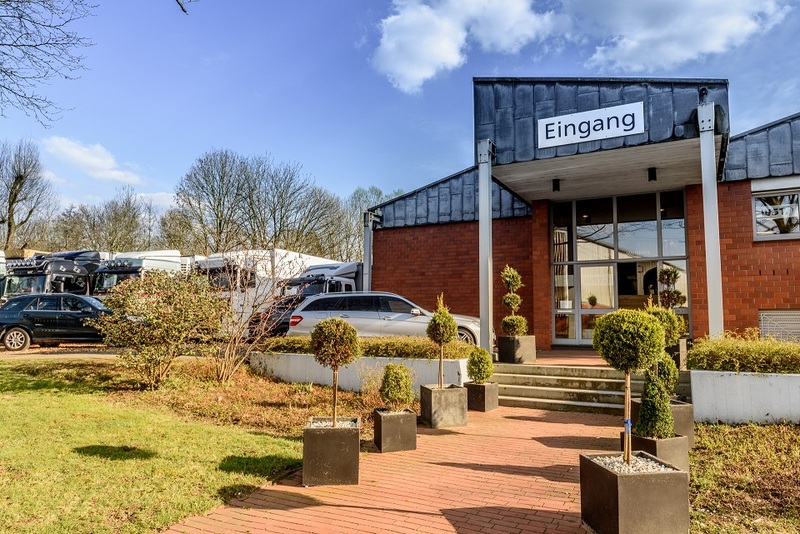 WS Trucks GmbH - Commercial vehicles undefined: picture 5