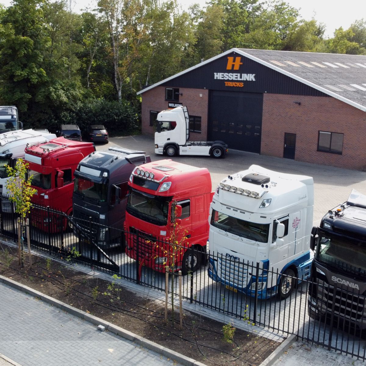 Hesselink Trucks B.V. undefined: picture 8