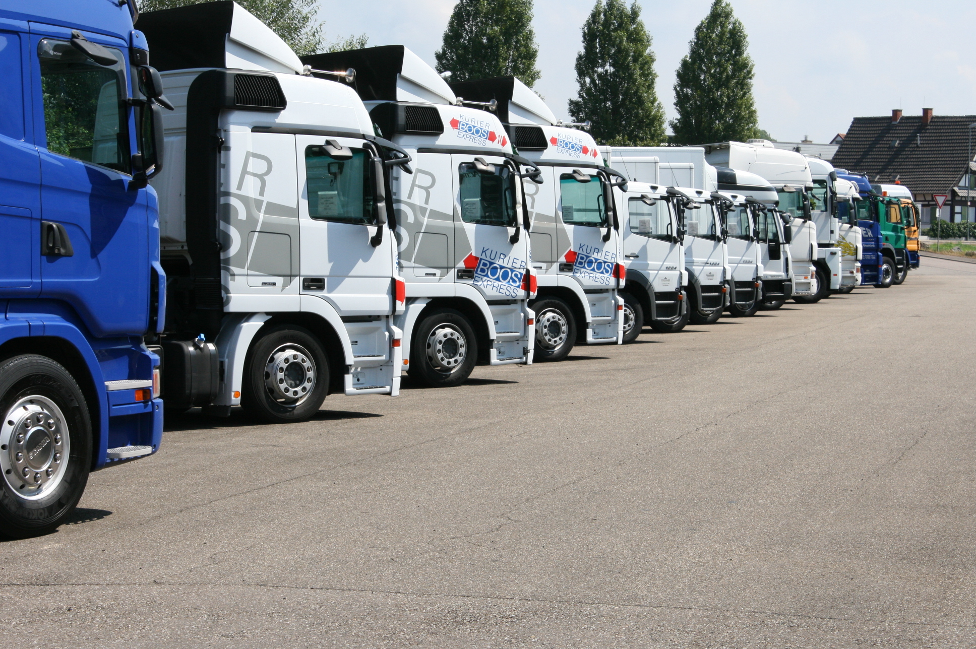 RL Leible Nutzfahrzeuge OHG - Trucks undefined: picture 1
