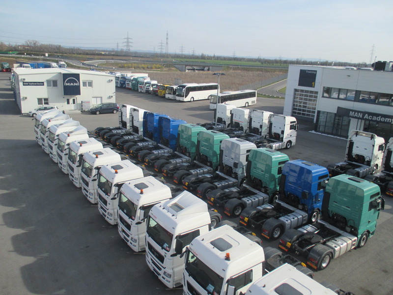 MAN Truck & Bus Vertrieb Österreich GesmbH - Commercial vehicles MAN - gearbox: automatic undefined: picture 1