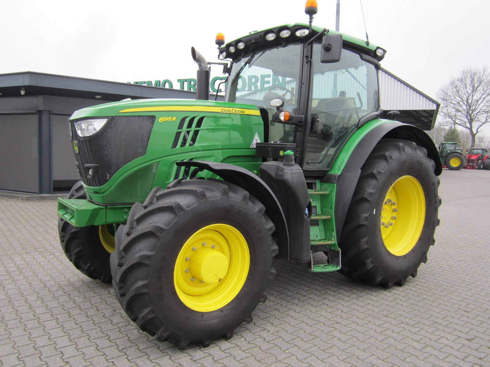 Vemo Tractoren BV undefined: picture 8
