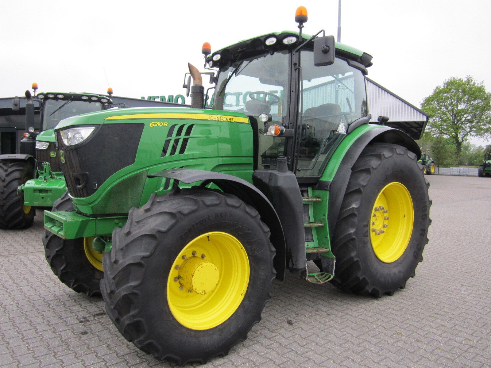 Vemo Tractoren BV undefined: picture 10