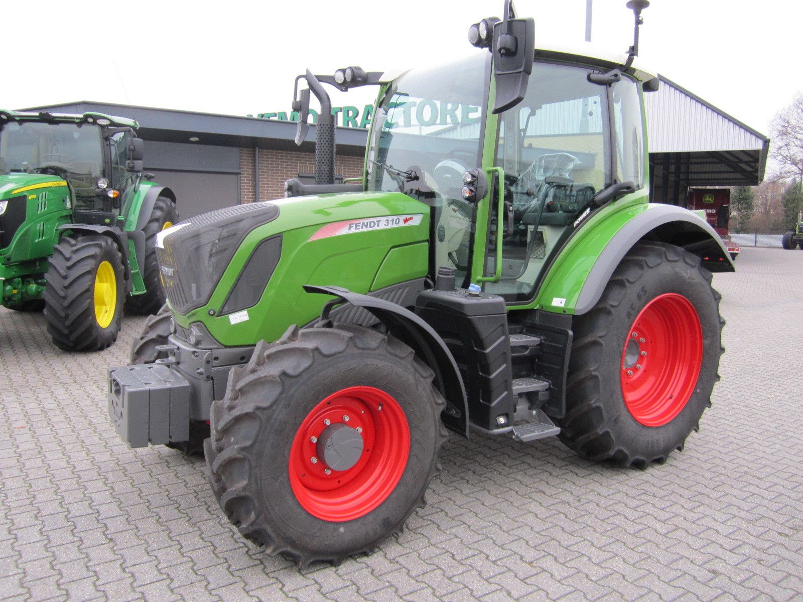 Vemo Tractoren BV undefined: picture 5