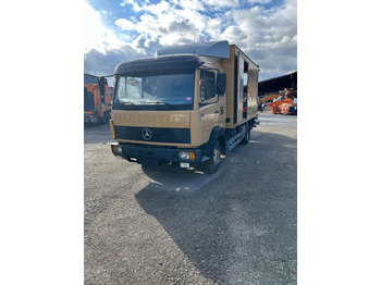 Box truck MERCEDES-BENZ