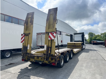 Low loader semi-trailer for transportation of heavy machinery LANGENDORF SATBUE 30/38  3 Achs Tiefbett- Satteltieflader: picture 3