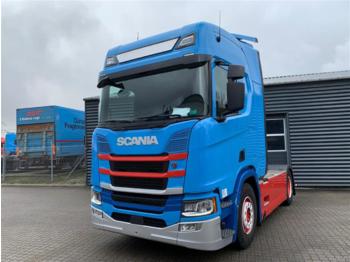 Tractor unit SCANIA R410: picture 1