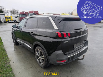 Commercial vehicle Peugeot 5008 1.5 Blue HDI: picture 3