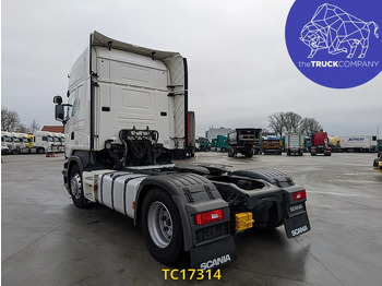 Tractor unit Scania R 410: picture 3