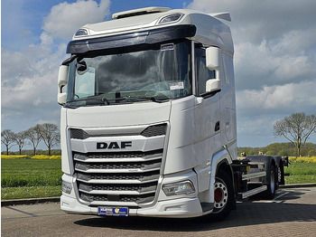 Container transporter/ Swap body truck DAF XG 480