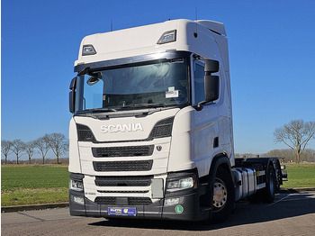 Container transporter/ Swap body truck SCANIA R 450