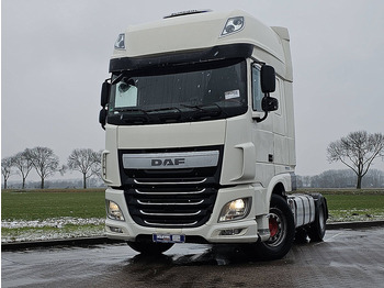 Tractor unit DAF XF 460