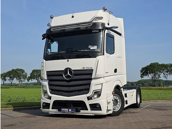 Tractor unit MERCEDES-BENZ Actros 1845