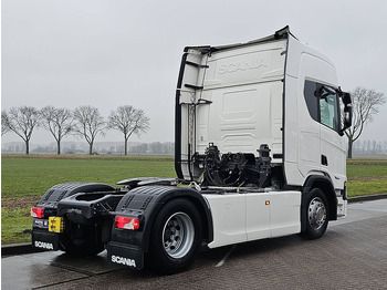 Tractor unit Scania R460: picture 3