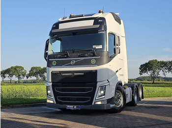 Tractor unit VOLVO FH 500