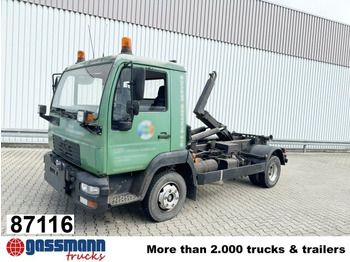 Hook lift truck MAN