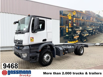 Hook lift truck MERCEDES-BENZ Arocs 1840