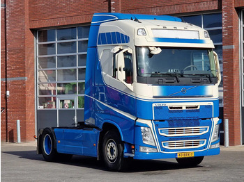 Tractor unit VOLVO FH13 420