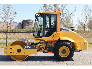 Combination roller VOLVO SD75B