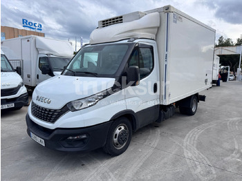 Closed box van IVECO Daily 35c16